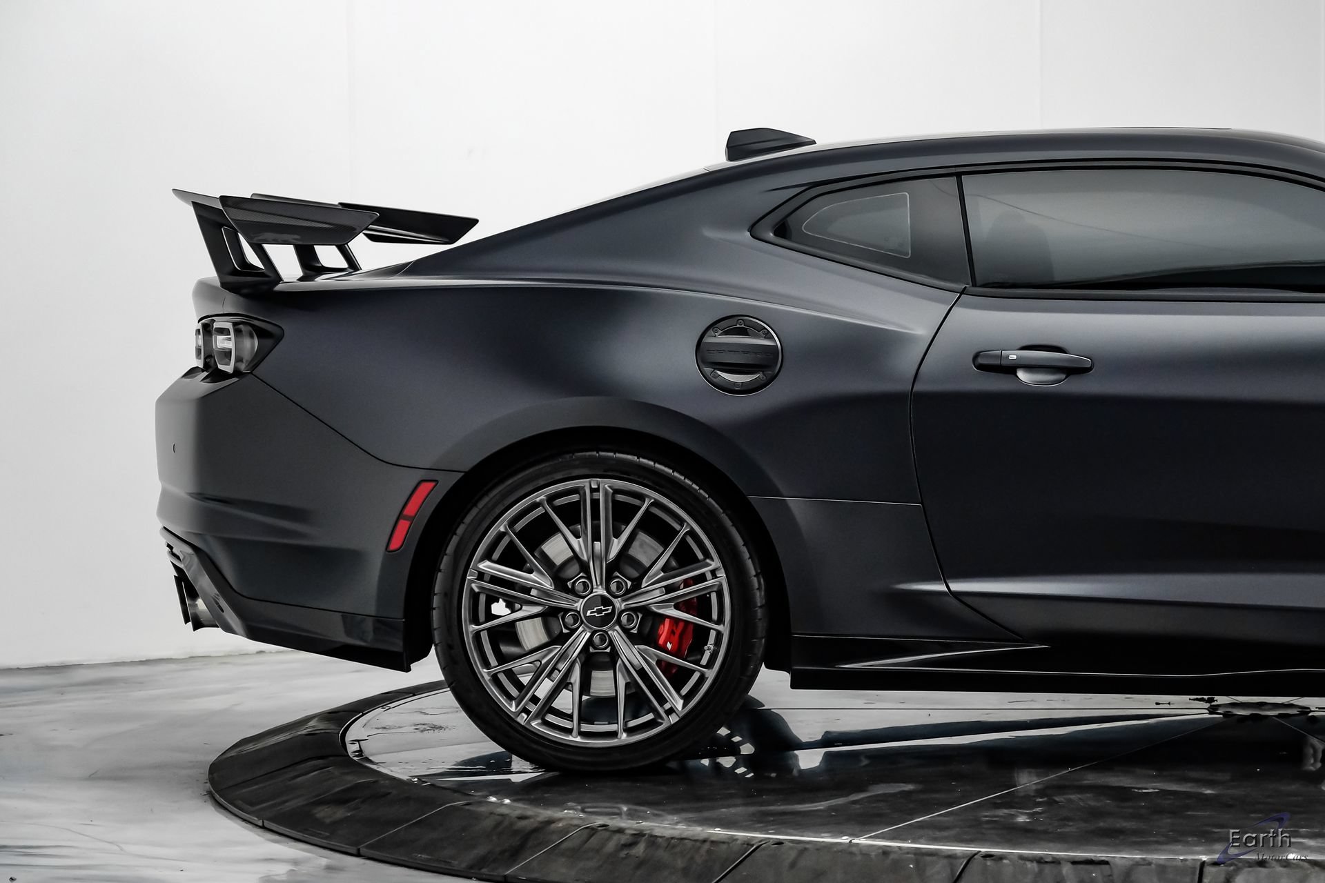 Used 2024 Chevrolet Camaro ZL1 RWD image 19