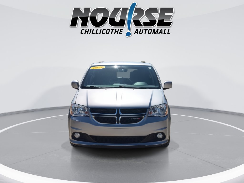 Used 2019 Dodge Grand Caravan SXT FWD image 3