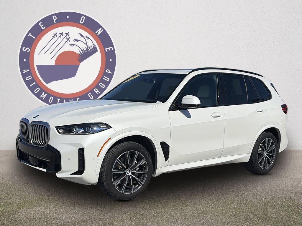 Used 2025 BMW X5 sDrive40i w/ M Sport Package RWD image 2