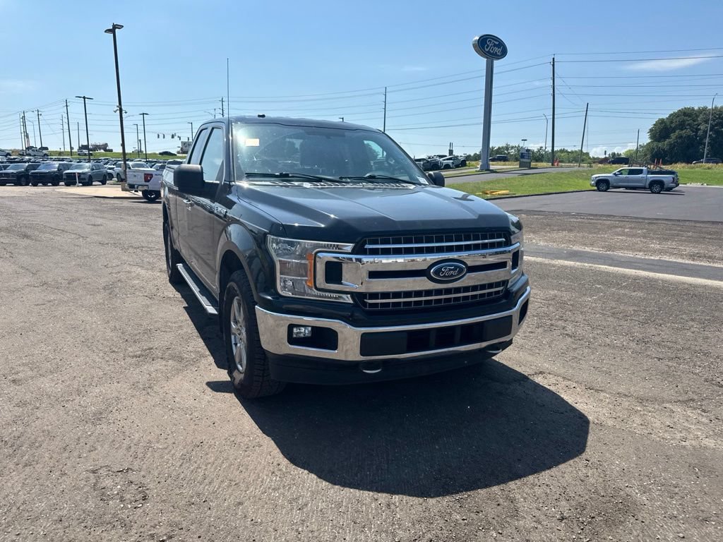 Used 2018 Ford F150 XLT w/ Equipment Group 302A Luxury RWD image 2