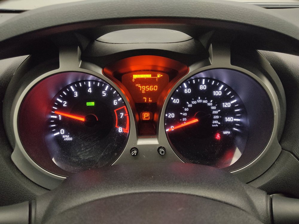 Used 2016 Nissan Juke SV AWD/4WD image 23