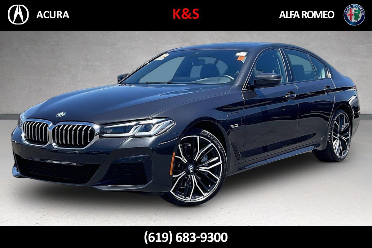 Used 2023 BMW 530e w/ M Sport Package RWD image 1