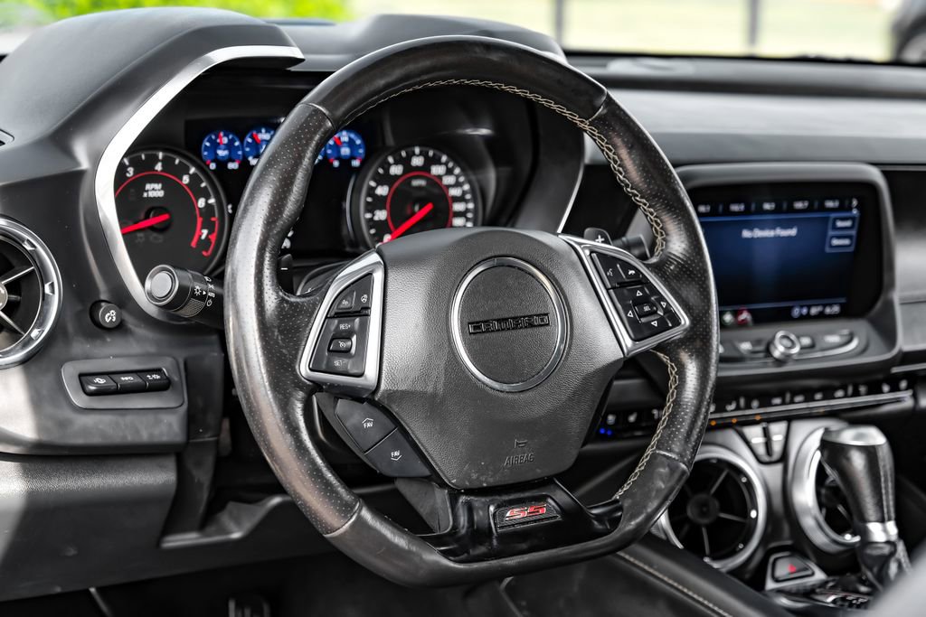 Used 2023 Chevrolet Camaro SS RWD image 11