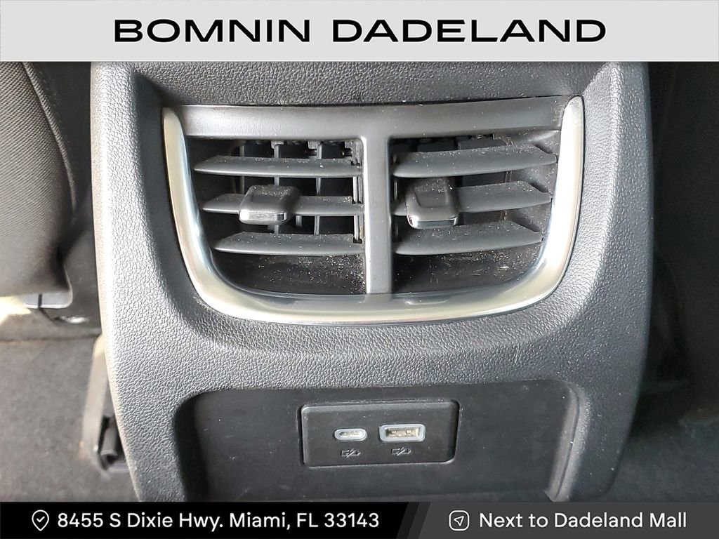 Used 2020 Chevrolet Blazer LT image 13