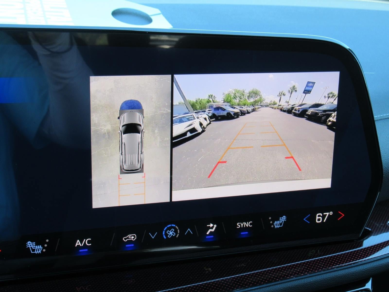 New 2026 Chevrolet Traverse Z71 w/ Enhanced Driving Package AWD/4WD image 30