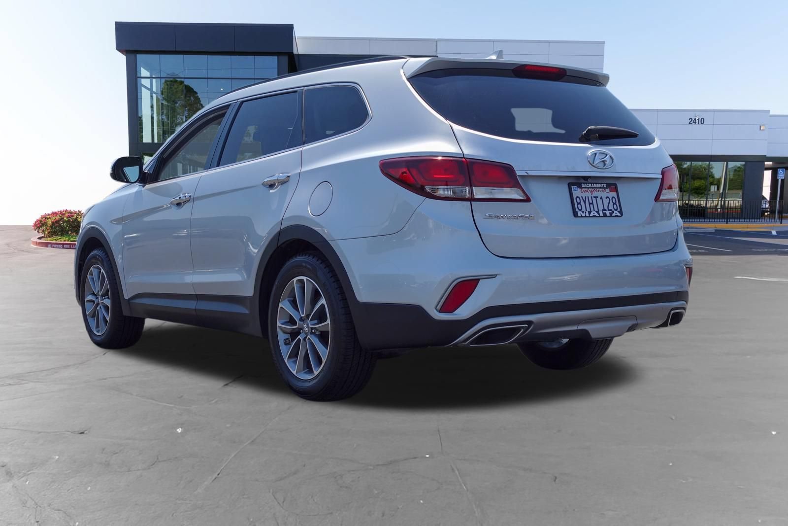 Used 2017 Hyundai Santa Fe SE w/ SE Premium Package 02 FWD image 5