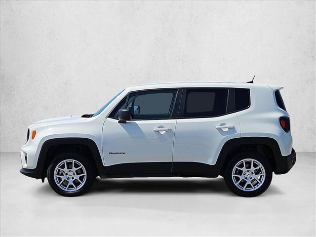 Used 2023 Jeep Renegade Latitude AWD/4WD image 9