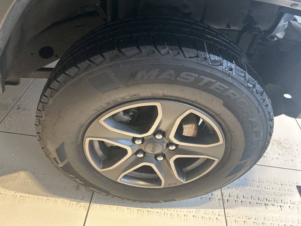 Used 2018 Jeep Wrangler Unlimited Sport S image 21