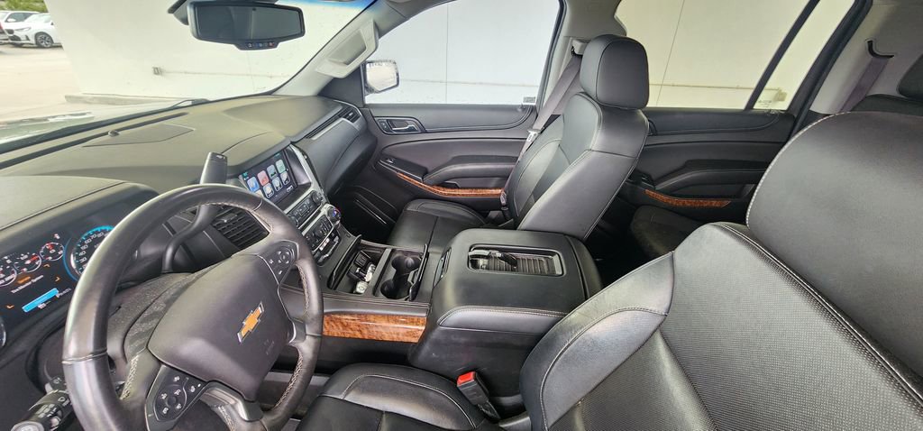 Used 2017 Chevrolet Suburban Premier AWD/4WD image 22
