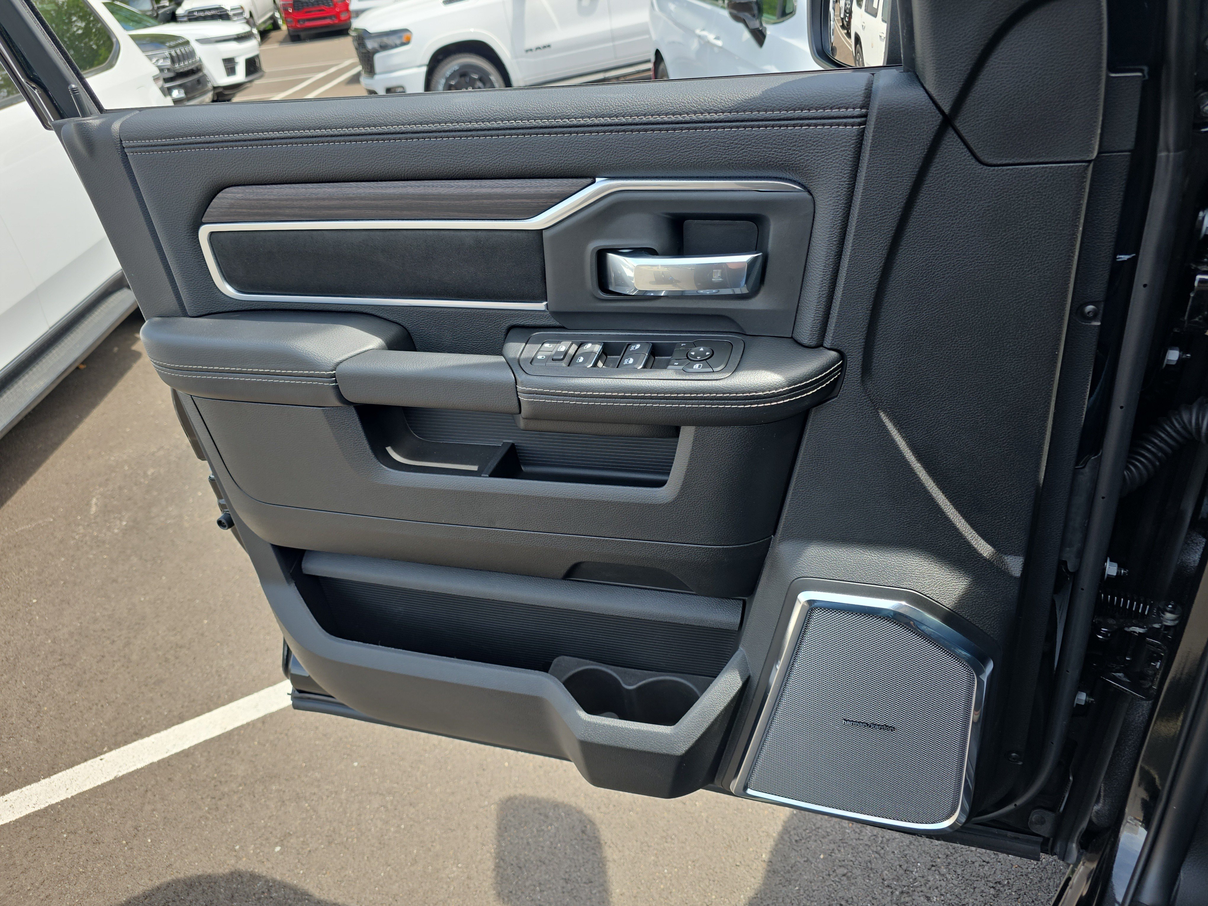 New 2026 RAM 5500 4x4 Crew Cab w/ Laramie Trim Package image 15