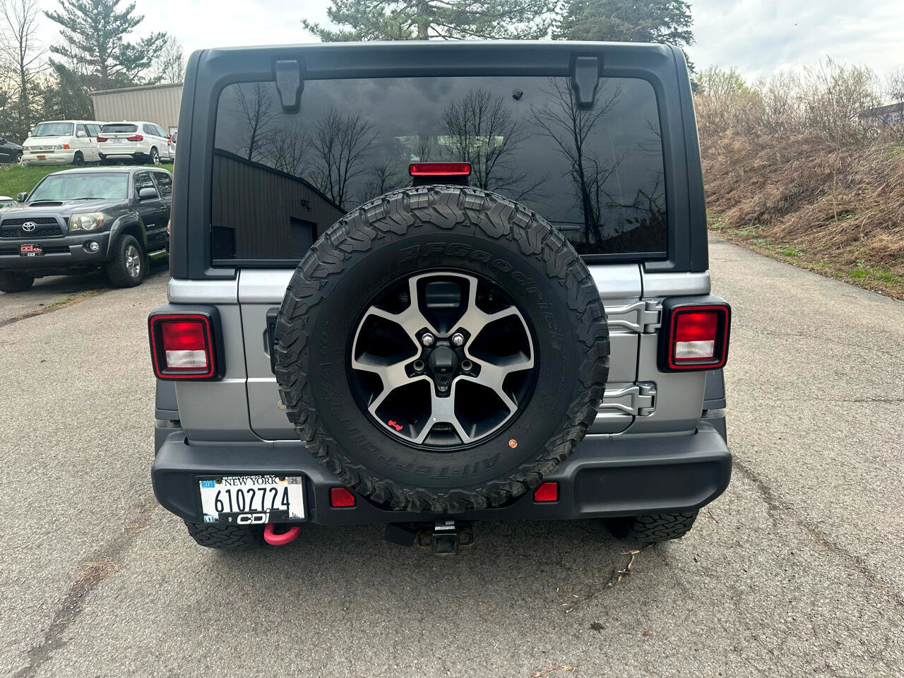 Used 2018 Jeep Wrangler Unlimited Rubicon image 4