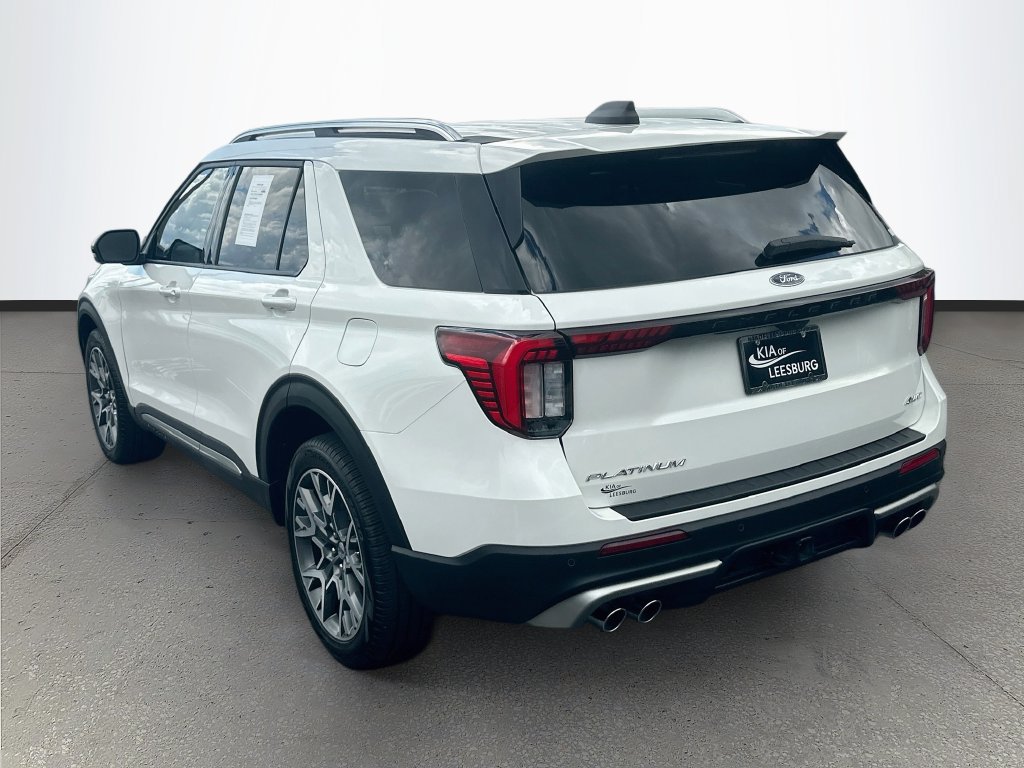 Used 2025 Ford Explorer Platinum w/ Ultimate Package AWD/4WD image 5