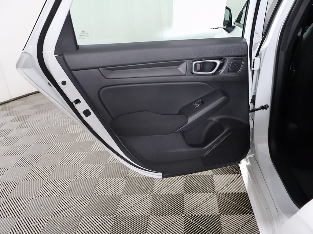 Used 2025 Honda Civic Sport image 25