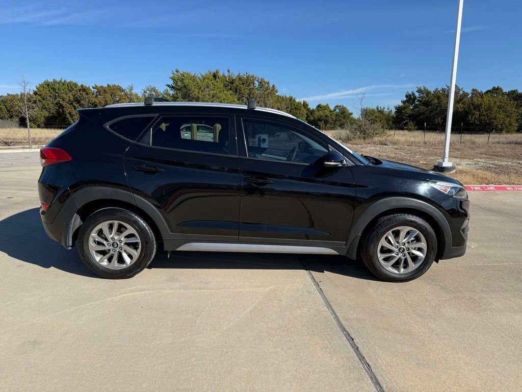 Used 2017 Hyundai Tucson Eco w/ Cargo Package image 4