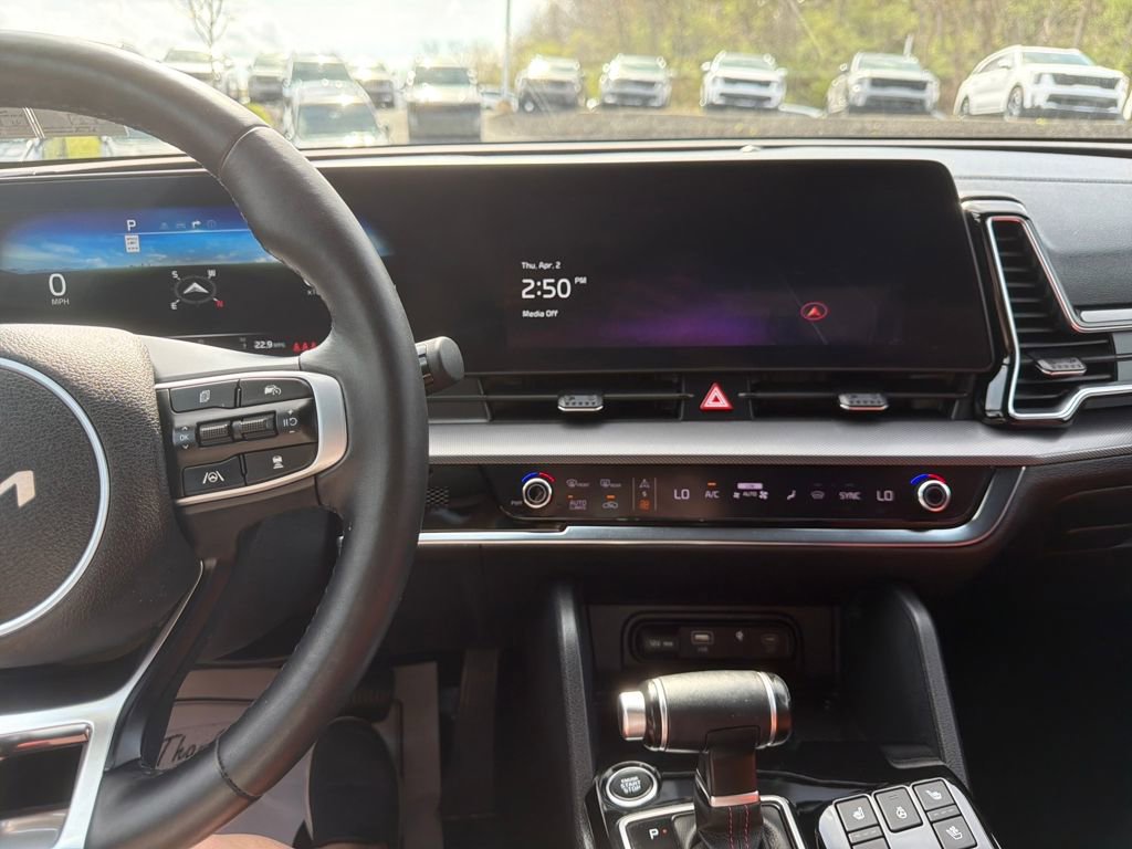 Certified 2023 Kia Sportage SX image 12