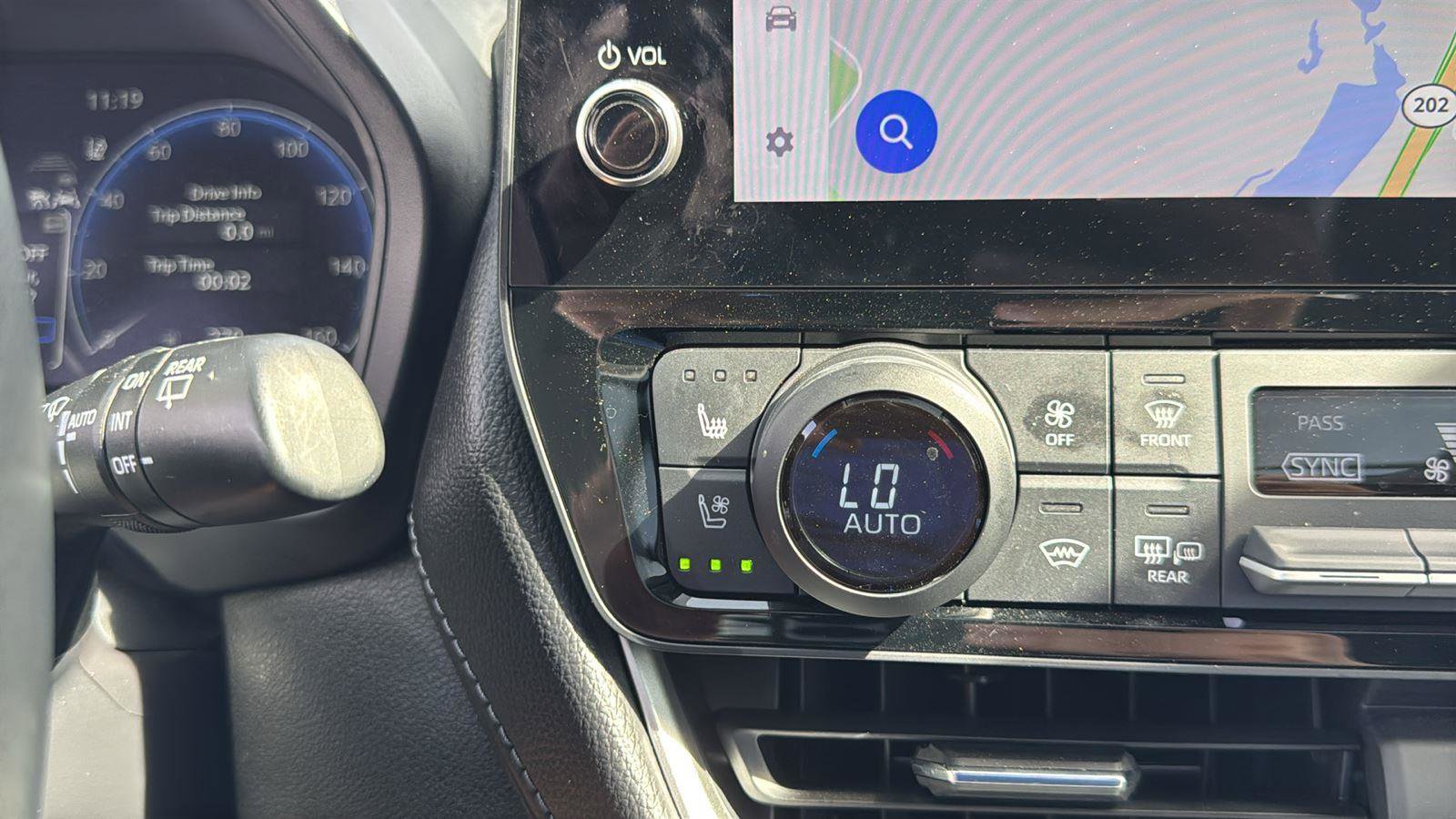 Used 2025 Toyota Grand Highlander FWD image 21