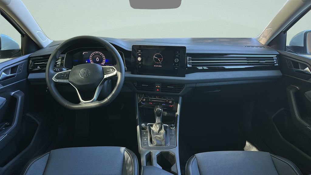 New 2026 Volkswagen Jetta SE FWD image 21