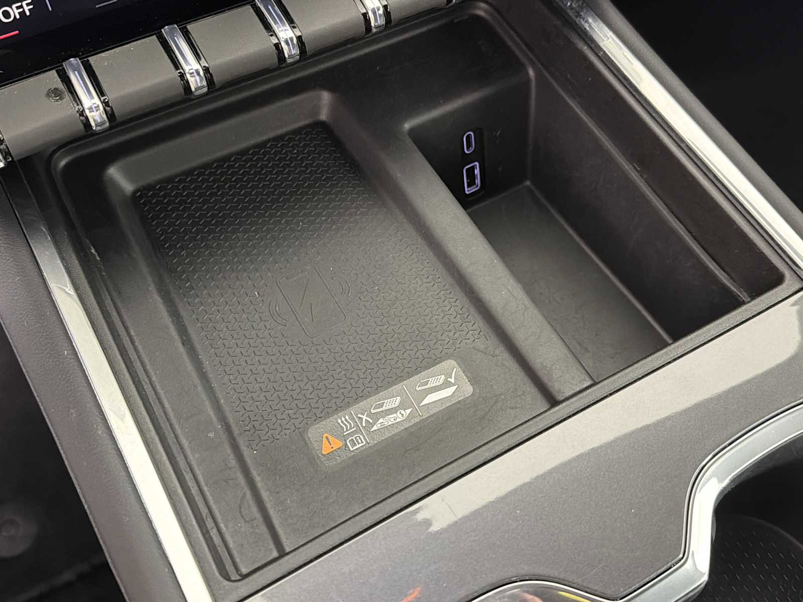 New 2025 GMC Acadia Elevation image 66