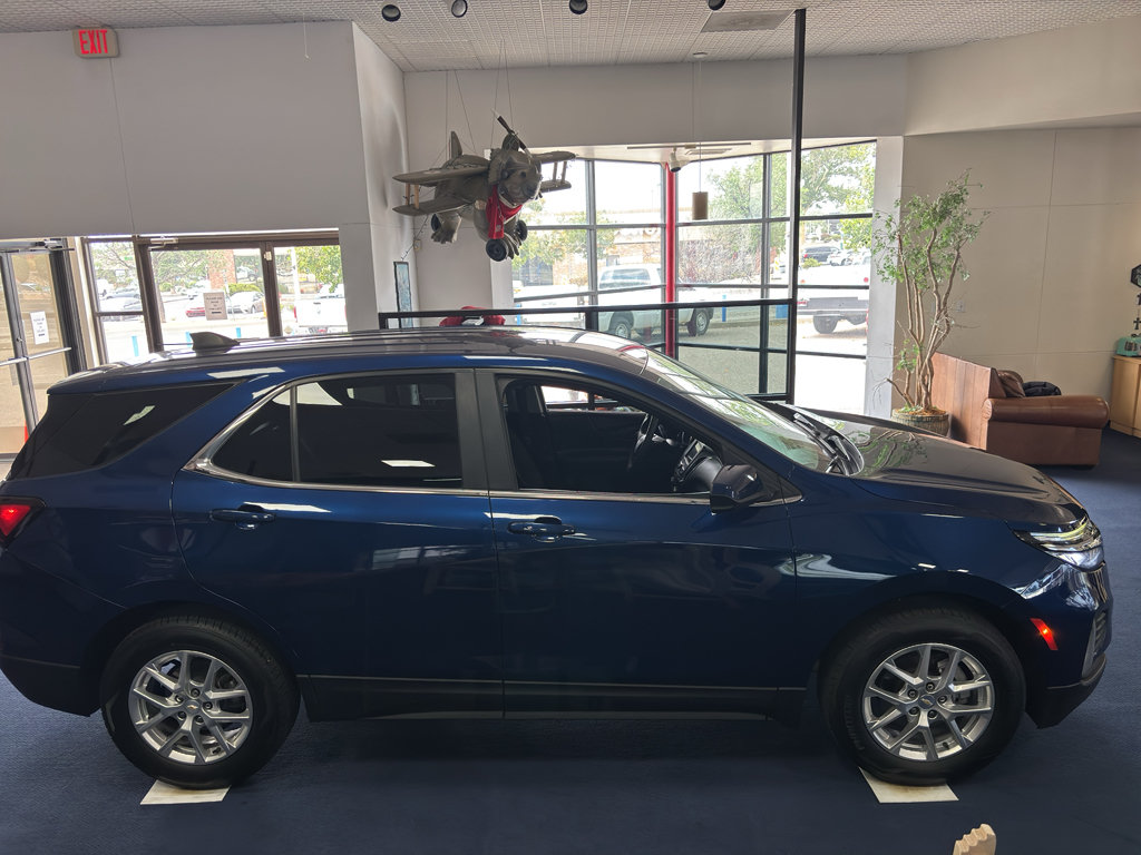 Used 2022 Chevrolet Equinox LT FWD image 7