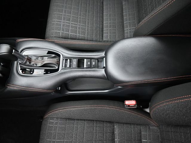 Used 2026 Honda HR-V Sport image 32