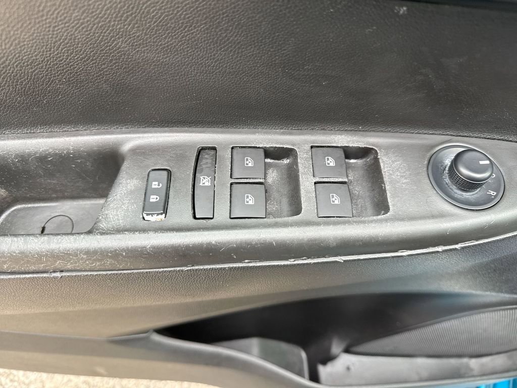 Used 2020 Chevrolet Spark ACTIV image 15