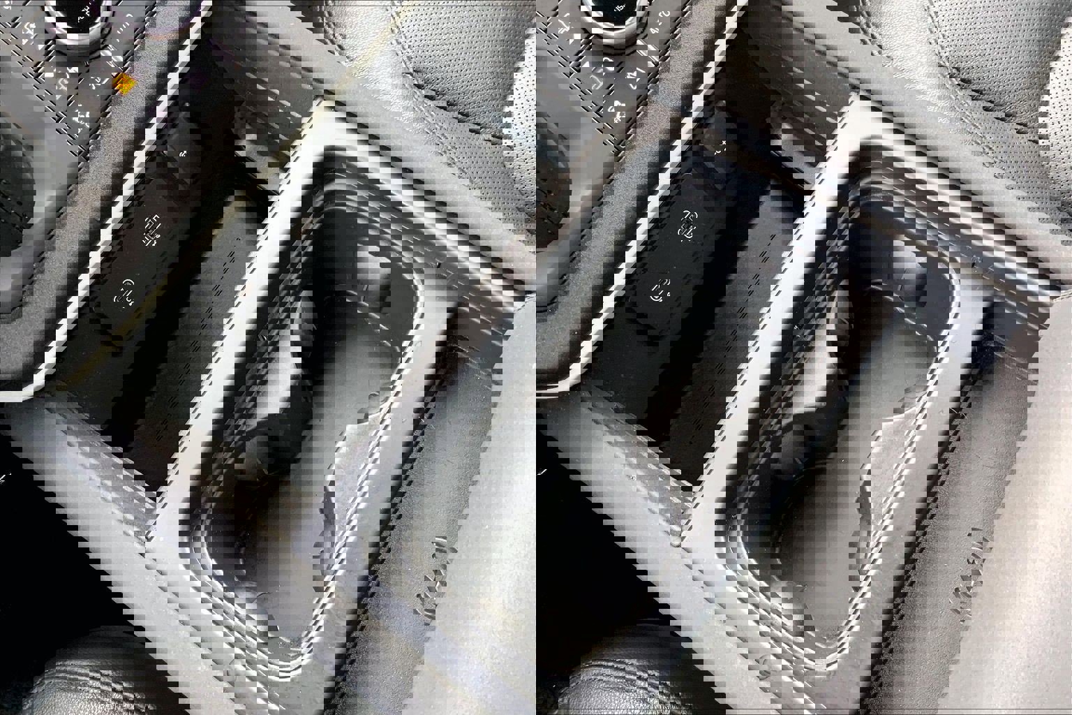 Used 2023 Land Rover Defender 110 SE image 33