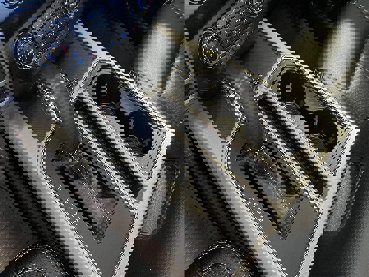 Used 2019 Ford F150 Lariat image 24