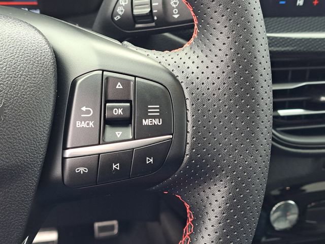 Certified 2024 Ford Escape ST-Line w/ Tech Pack #1 image 15