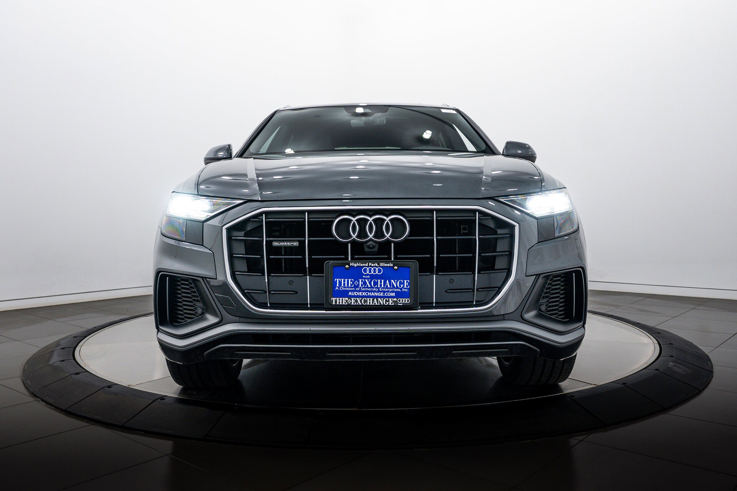 Used 2020 Audi Q8 Premium Plus w/ Premium Plus Package image 25
