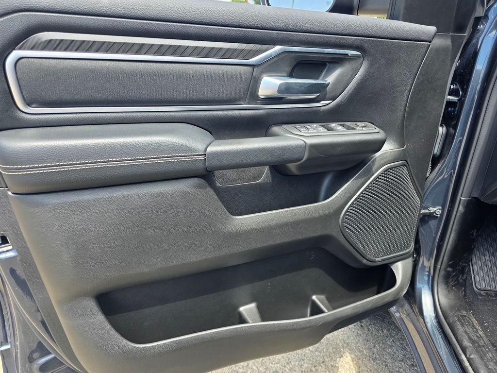 New 2026 RAM 1500 Big Horn w/ Sport Appearance Package AWD/4WD image 8
