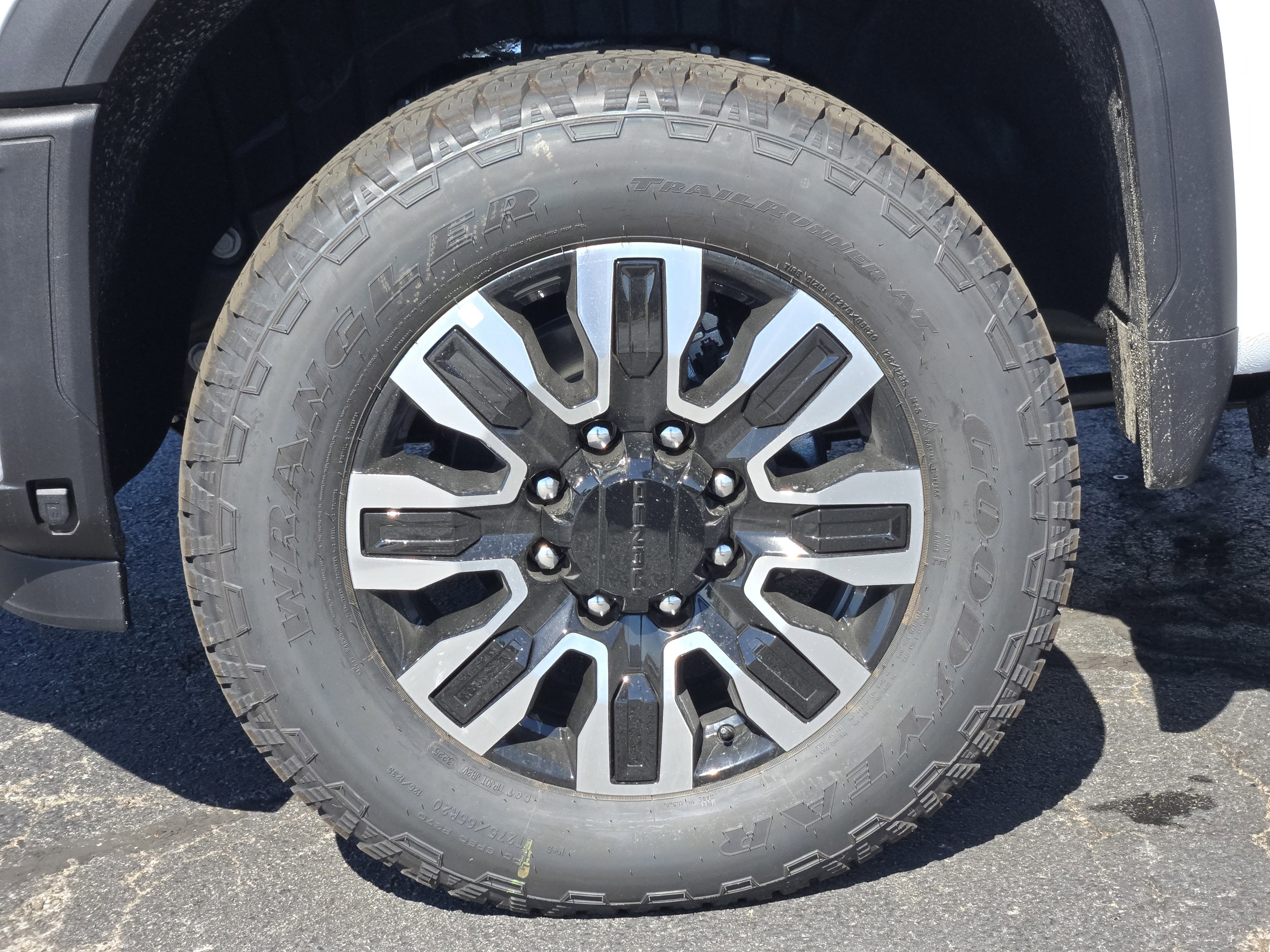 New 2026 GMC Sierra 2500 Denali Ultimate image 9