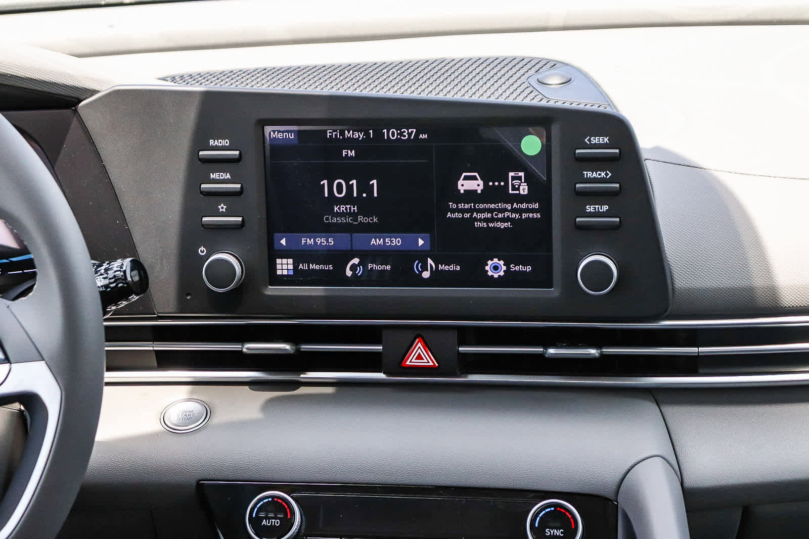 New 2026 Hyundai Elantra Sport FWD image 15
