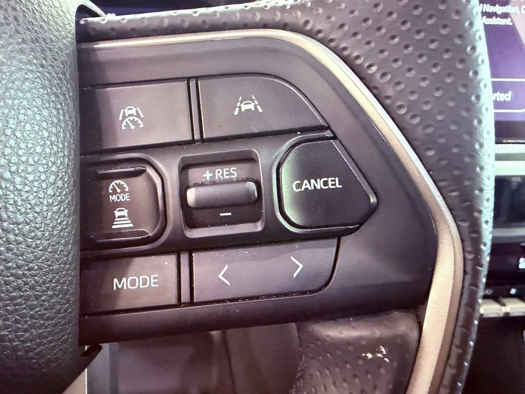 Used 2025 Toyota 4Runner Limited AWD/4WD image 24