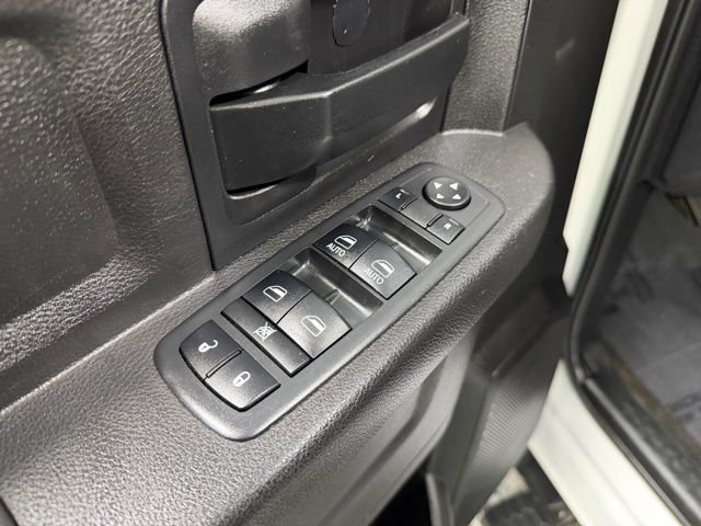 Used 2017 RAM 2500 Tradesman w/ Chrome Appearance Group AWD/4WD image 16