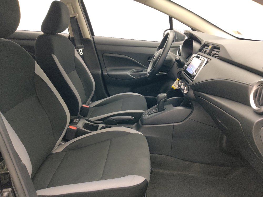 Used 2025 Nissan Versa S FWD image 21