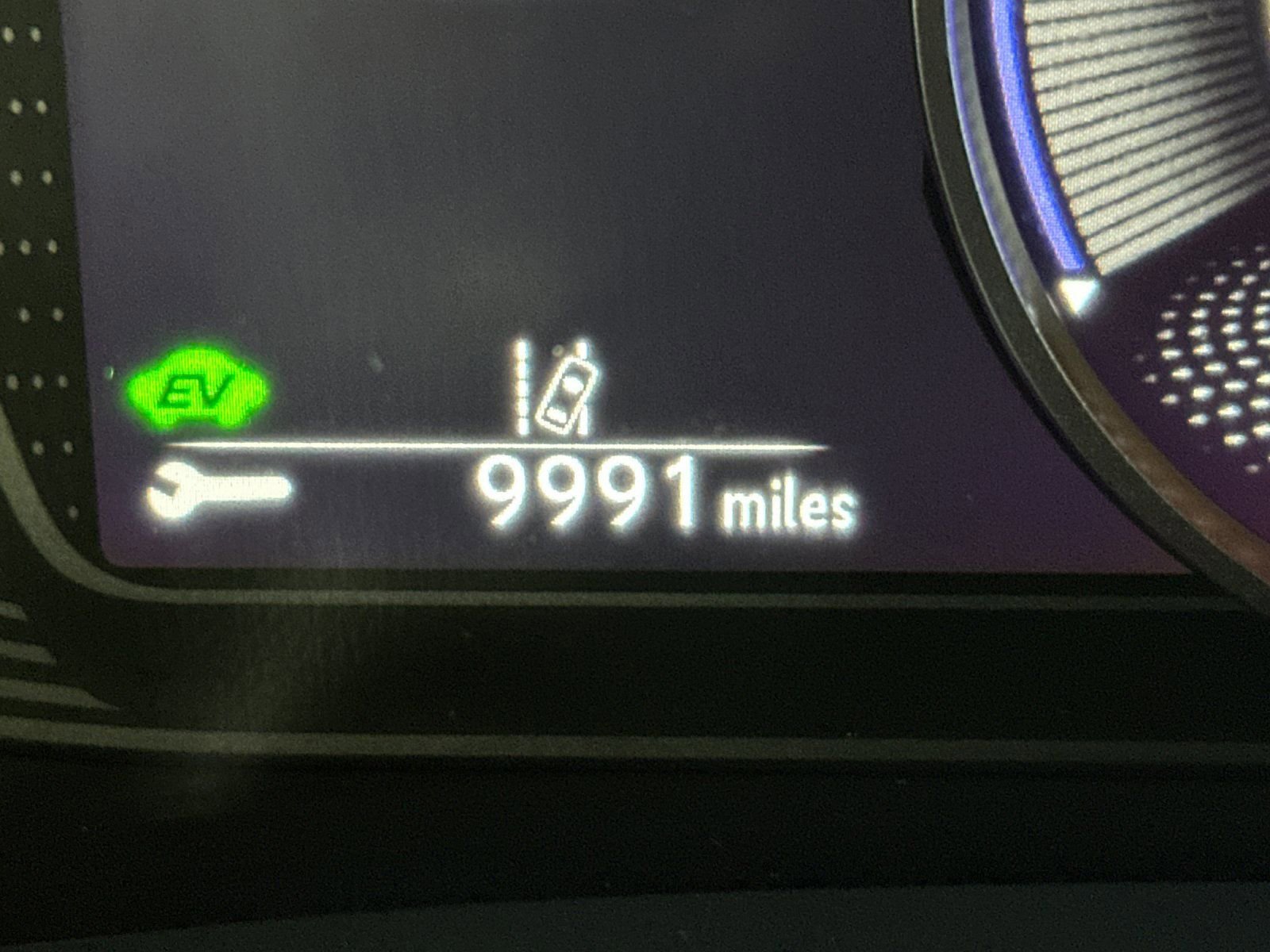 Used 2023 Lexus UX 250h F Sport w/ Accessory Package (Z2) image 31