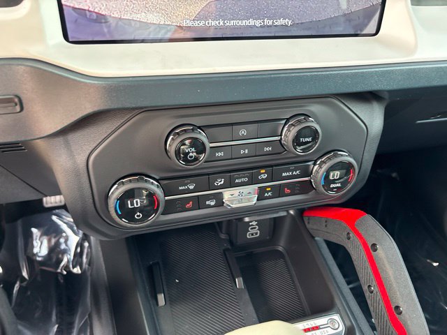 New 2026 Ford Bronco Heritage Edition AWD/4WD image 19