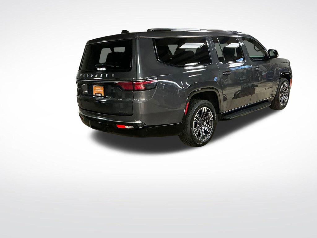 Used 2024 Jeep Wagoneer L Series II w/ Flexible Seating Group image 5