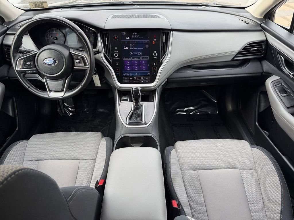 Used 2022 Subaru Outback Premium image 12