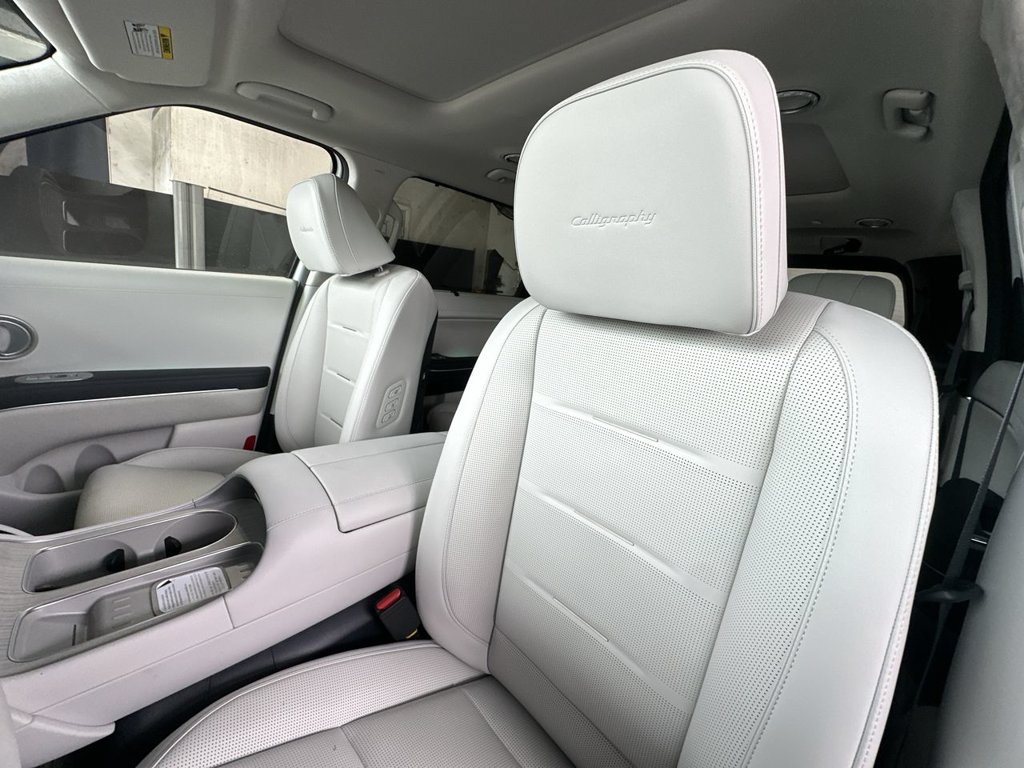 New 2027 Hyundai Palisade Calligraphy FWD image 14
