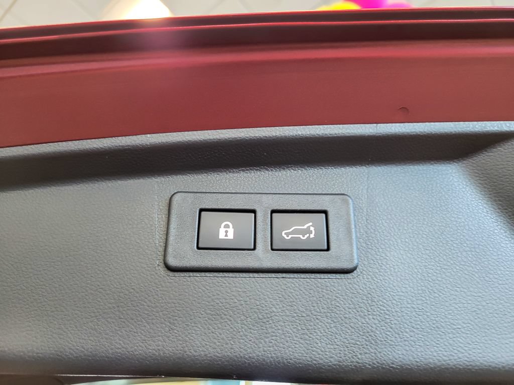 Certified 2024 Subaru Outback Premium w/ Popular Package #1A AWD/4WD image 19