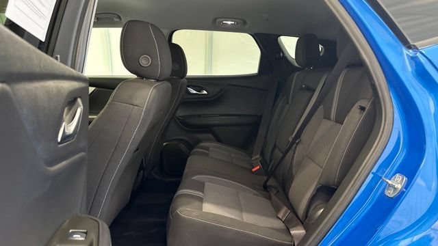 Used 2025 Chevrolet Blazer LT AWD/4WD image 17