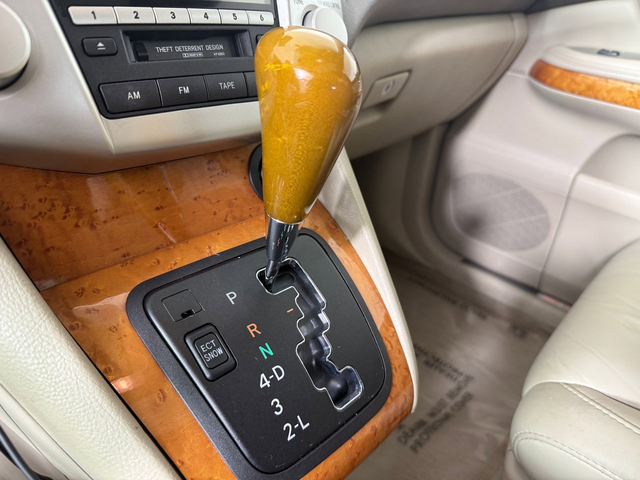 Used 2006 Lexus RX 330 image 17