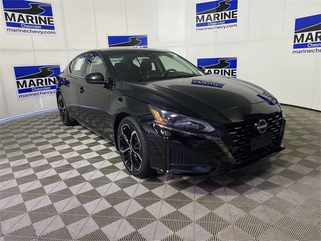 Used 2024 Nissan Altima 2.5 SR image 1