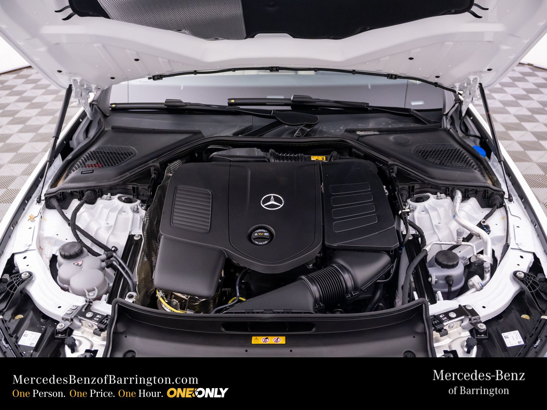 New 2026 Mercedes-Benz E 350 4MATIC Sedan image 38