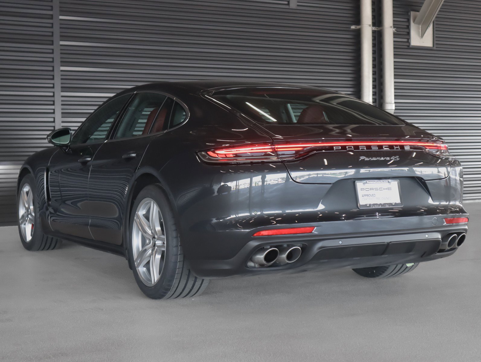 Certified 2023 Porsche Panamera 4S AWD/4WD image 3