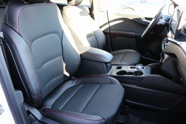 New 2026 Ford Escape ST-Line Select w/ Tech Pack #1 image 32