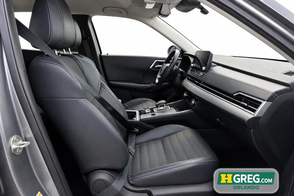 Used 2022 Mitsubishi Outlander SE AWD/4WD image 15
