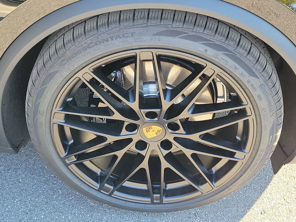 New 2026 Porsche Macan 4S Electric image 13