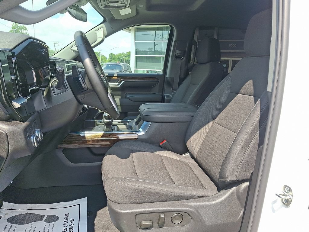 Used 2026 GMC Sierra 1500 Elevation w/ Preferred Package AWD/4WD image 14